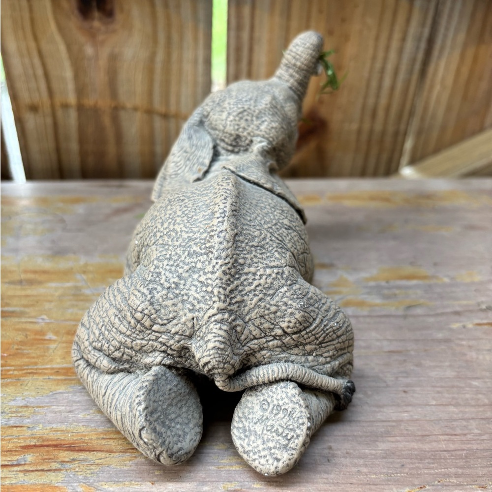 The Herd Plenty Elephant Figurine by Marty Sculpture Inc 6 1/4”L - Picture 4 of 9